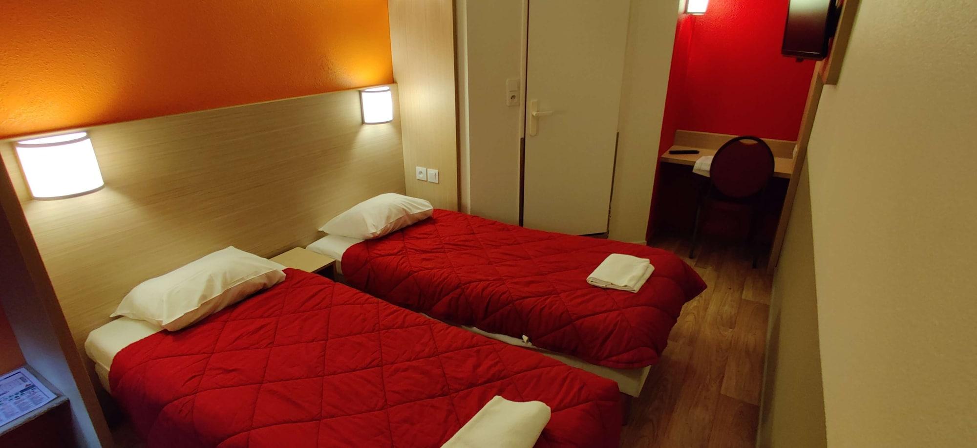 Classic Hotel - Fontenay-Trésigny Εξωτερικό φωτογραφία