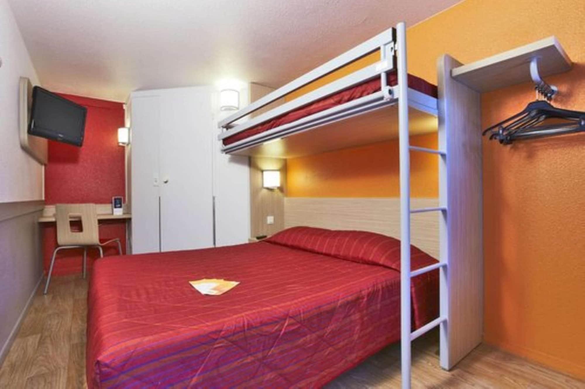 Classic Hotel - Fontenay-Trésigny Εξωτερικό φωτογραφία
