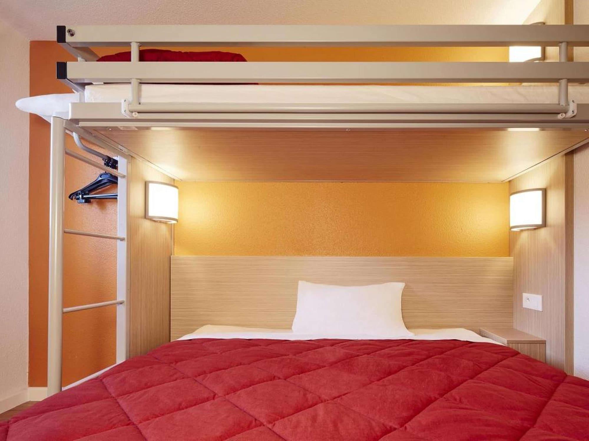 Classic Hotel - Fontenay-Trésigny Εξωτερικό φωτογραφία