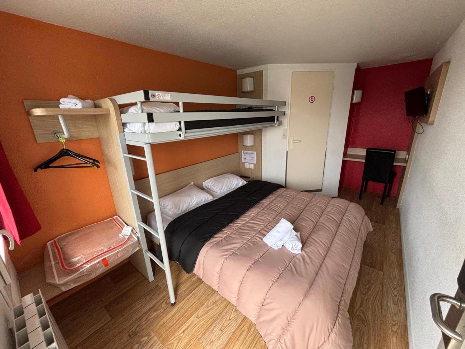 Classic Hotel - Fontenay-Trésigny Εξωτερικό φωτογραφία