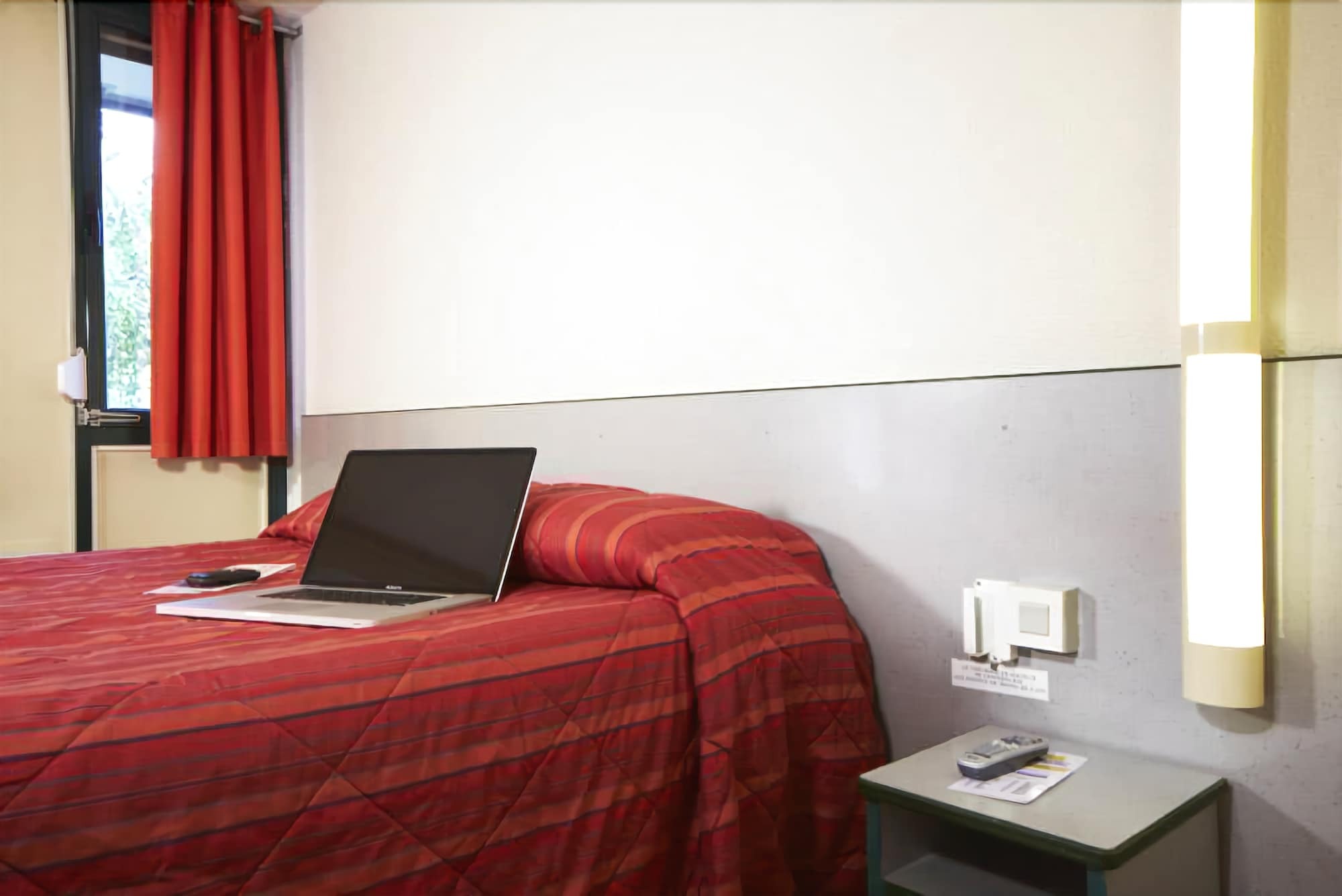 Classic Hotel - Fontenay-Trésigny Εξωτερικό φωτογραφία